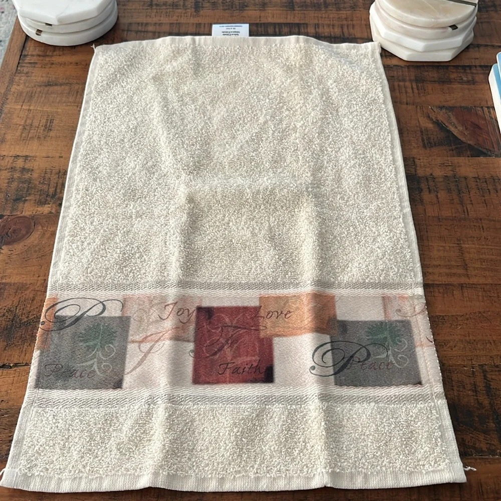 . Saturday Knight Limited Tip towel